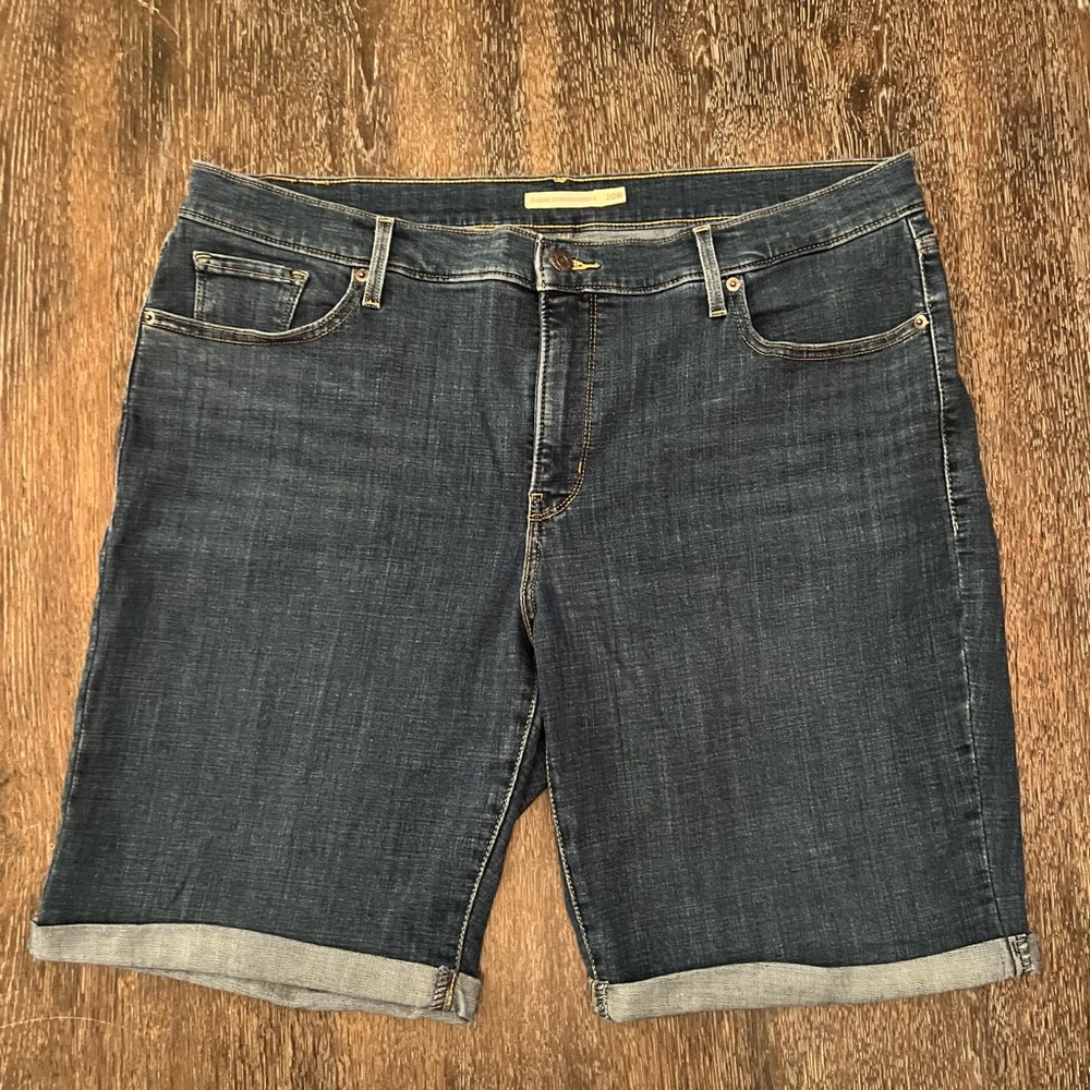 Levi's Classic Bermuda Shorts Cuffed Denim Jean Shorts Women’s Size 20W
